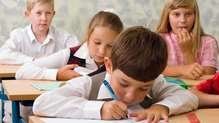 Unde isi pot lasa copiii bucurestenii care nu pot sta cu ei vineri, cand cursurile sunt suspendate