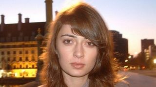 Aura Ion, tanara moarta in accidentul aviatic din Apuseni, ar fi implinit 28 de ani! Cum s-a imbracat sora acesteia in memoria ei