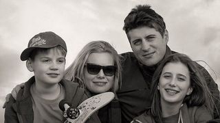 Psihologii au intocmit profilul criminalului de la Brasov. "Undeva in mintea lui a crezut ca a trimis familia intr-o lume mai buna!"