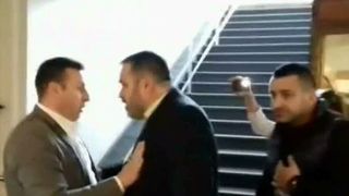 Scandal la alegerile pentru presedintia filialei PMP din Timis! "Nu ma scoate pe mine nimeni afara! Mai, ordinarule!"