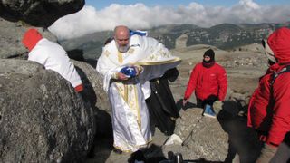 Scandal de proportii intre preoti, dupa moartea lui Andrei Gheorghe! La un pas de "un macel mediatic cu victime colaterale"