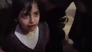Marturiile halucinante ale unei fetite de sapte ani, victima a atacurilor din Siria: "Respiram miros de sange!"