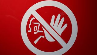 Lovitura dura pentru TOTI romanii! In ce tara europeana avem "INTERZIS"!