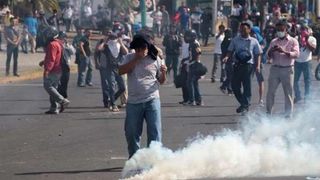 Zece oameni ucisi in Nicaragua, ca urmare a protestelor fata de schimbarea sistemului de pensii!