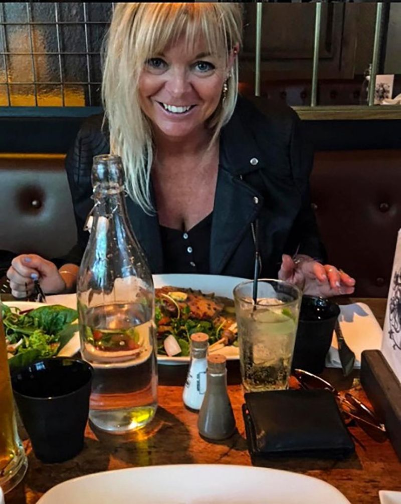 sursa foto: mercury press