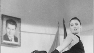 Mama manechinului preferat al lui Nicolae Ceausescu a primit 50 hectare de teren in Constanta! Victorie dupa moarte pentru Melek