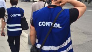 Controlor RATB, injunghiat in statia de tramvai. Motivul pentru care un calator a recurs la asemenea gest!