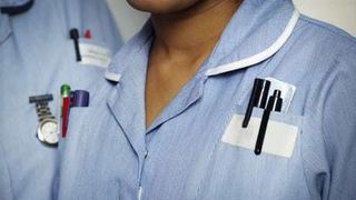 O asistenta a primit lovitura de gratie! Un pacient a atacat-o in timp ce femeia ii acorda primul ajutor!