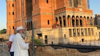 Patriarhul Daniel, in vizita la santierul Catedralei Neamului! Ce se observa in imagini