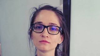 Drama fetitei in varsta de 11 luni, abandonata in maternitate. Povestea a fost relatata de un medic!