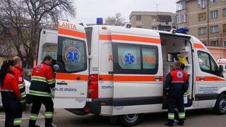 In ce lume traim! O tanara de 22 de ani a murit in agonie, dupa ce operatorul de la urgente si-a batut joc de ea si i-a spus ASTA!
