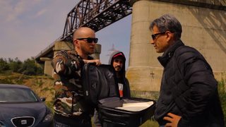 Ciresele sunt mai scumpe decat aurul! Preturile exorbitante i-au socat pe romani, dar au devenit moneda de schimb pentru "tranzactii ilegale", intr-un video viral pe retelele de socializare