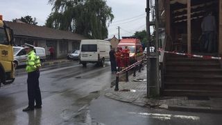Crima oribila la Sebes! Un barbat a fost injunghiat mortal, in plina strada, sub privirile disperate ale martorilor. Cine este criminalul