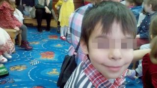 &bdquo;Madalin este un baiat bolnav de cancer la plamani, ramas fara mama la varsta de un an si opt luni". Acest anunt SFASIETOR i-a facut pe multi sa doneze bani. Adevarul crunt din spatele povestii