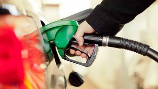 Urmeaza noi scumpiri ale carburantilor! Afla la ce preturi vor ajunge benzina si motorina! Motivul e ASTA