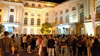 Concerte si piese de teatru in cimitir! Iata principalele atractii din aceasta editie de Noaptea Muzeelor!