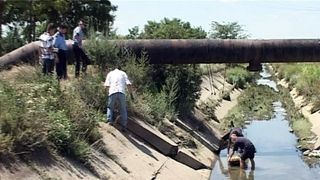 Absolut infiorator! Trupul neinsufletit al unei femei a fost gasit in canal!