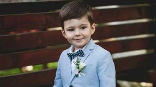 Eric le-a spus parintilor ca il doare burtica, iar de atunci familia din Botosani traieste o adevarata drama. Diagnosticul pus micutului de 3 anisori este dureros