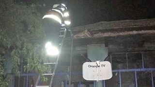 Si-a inchis mama in casa, apoi i-a dat foc! Un barbat din Olt a ingrozit o intreaga localitate
