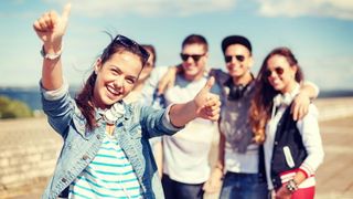 Calatorii GRATIS in Europa pentru tinerii romani! Asta este cel mai tare cadou de majorat oferit vreodata