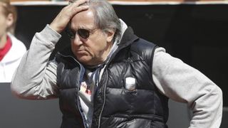 Ilie Nastase s-a ales cu nou dosar penal astazi. Dupa ce a fost prins baut la volan, la pranz a facut ASTA. "Acum faci si tu figuri?!"