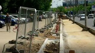 "Borduriada, revine!" - Ducem lipsa de multe in tara, insa avem borduri COLORATE