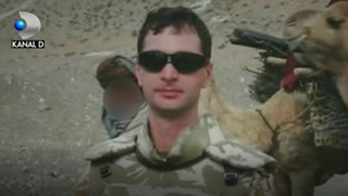 El este Mihai, romanul pentru care razboiul inseamna un mod de viata! El este eroul din Afganistan!