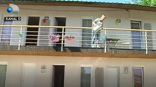 Jurnalista care i-a uimit pe toti! Ce a facut femeia in Vama Veche te lasa cu gura cascata