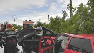 Accident deosebit de grav in Prahova! Toate persoanele din masina, printre care si un copil de sapte ani, au murit pe loc!
