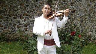 Violonistul aflat pe patul de moarte e propus cetatean de onoare al comunei natale: „Domnule Primar, vreau sa va vorbesc despre omul Mitel Dragulin"