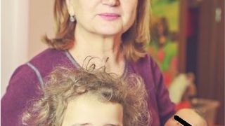 Cum arata si ce face astazi Maria Basescu! Femeia de 66 de ani e foarte frumoasa nemachiata si pare ca nu a imbatranit deloc!