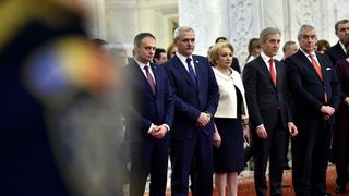 "Ce am organizat sambata in Piata Victoriei a fost mitingul mic. Vom face un miting urias", a anuntat liderul PSD, Liviu Dragnea