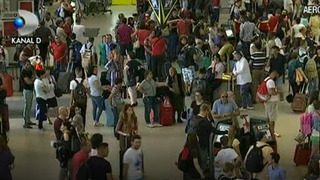 Un raport al Politiei Romane arata ca turistii care pun piciorul in Centrul Vechi al Capitalei trec prin adevarate cosmaruri! Sunt talhariti, agresati, amenintati si furati