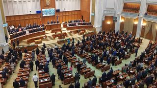 Femeile violate trebuie sa dea declaratii privindu-i in ochi pe agresori! Asta a votat coalitia PSD-ALDE aseara