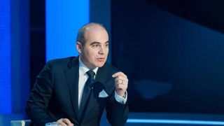 Rares Bogdan renunta la numarul lui de telefon dupa 21 de ani - Afla ce l-a determinat sa faca asta!