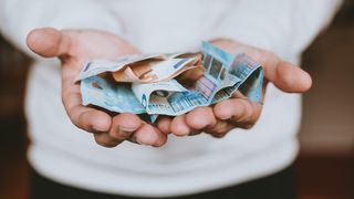 Un credit de nevoi personale pe care il primesti usor si rapid - Tu de cati bani ai nevoie?