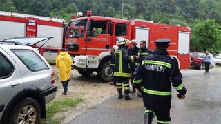 Ploile torentiale au facut prapad si in Vrancea! Zeci de gospodarii au fost inundate!