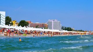 De atatia bani ai nevoie pentru a petrece o zi de relaxare la mare, in Mamaia!
