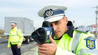 Parlamentarii au votat ca radarele Politiei sa fie montate doar pe masini marcate si pozitionate vizibil