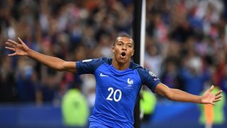 Franta este prima sfertfinalista de la Campionatul Mondial de fotbal!