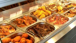 Au inceput controalele sanitare pe litoral! Inspectorii verifica peste 700 de restaurante si autoserviri