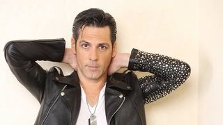 Stefan Banica Jr este coplesit de datorii uriase!  Firma cantaretului are de dat peste 300.000 de euro