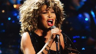 Veste BOMBA in showbiz! Tina Turner a primit o lovitura greu de suportat! Fiul artistei s-a sinucis