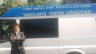 Scriitoarea acuzata ca fura copii cu ambulanta sustine ca a fost victima unui santaj! Povestea care a facut-o celebra pe Doina Popescu