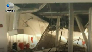 Un incident teribil s-a petrecut in cel mai mare centrul comercial din Constanta. Tavanul unui magazin a cazut pe o tanara de 25 de ani