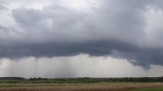 Tornada filmata in Bihor! Fenomenele extrem, tot mai dese in Romania