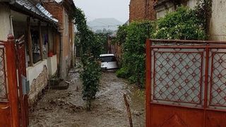 Imaginile dezastrului! Inundatiile au facut ravagii in Alba. Salvatorii intervin in aceste momente