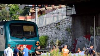 Inca o tragedie in Italia! Florin, un roman de doar 18 ani, a fost spulberat de un tren!