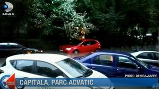 Strazile din Capitala s-au transformat in adevarate lacuri! Imagini cu dezastrul din Capitala
