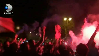 Nebunie pe strazile din Franta dupa calificarea nationalei in finala Cupei Mondiale! Golul francezilor a dat startul haosului